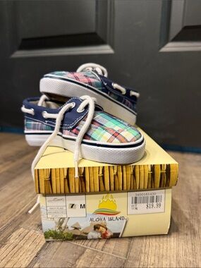 *NWT* Aloha Island Kids Multi-Color Plaid & Navy Canvas Sneakers - Sz. 7